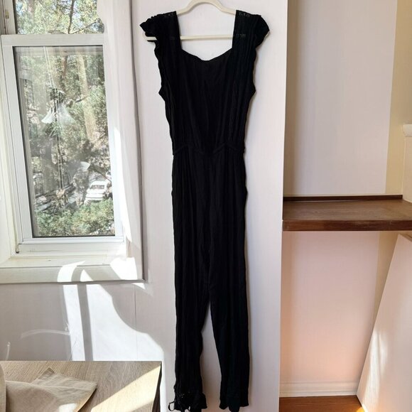 New Free People FP One Sydney Jumpsuit Gauze Lightweight Lace in Black Medium - Picture 9 of 13